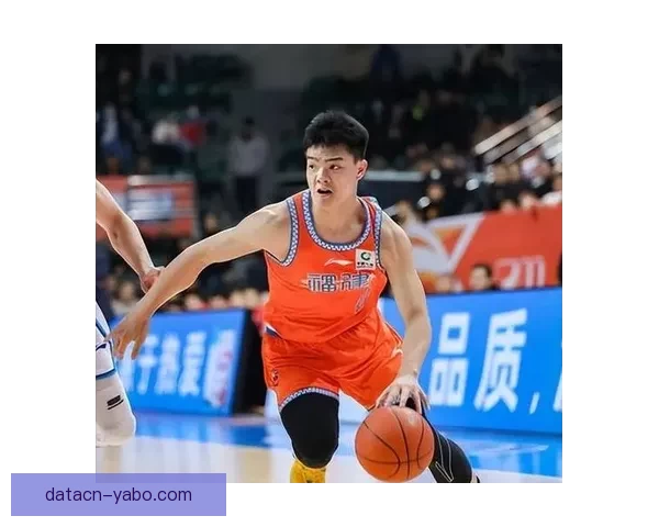 深圳男篮提前八轮九连胜两年后重返季后赛锁定席位